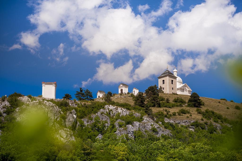 Boutique Hotel Golf Garni Mikulov Exterior photo